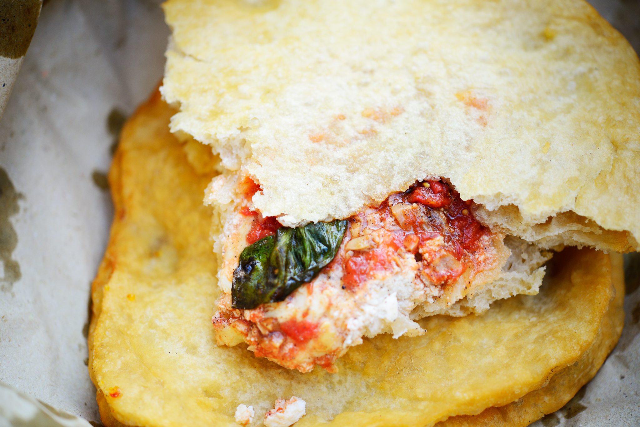 Napoli le 10 pizze fritte napoletane migliori Dissapore