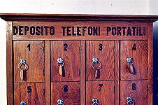 Ristoranti che vietate i cellulari: non ve l’abbiamo chiesto