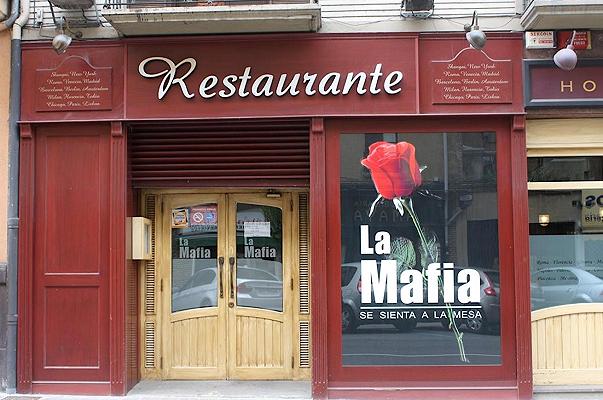 Per ora i ristoranti spagnoli “La Mafia” devono cambiare nome