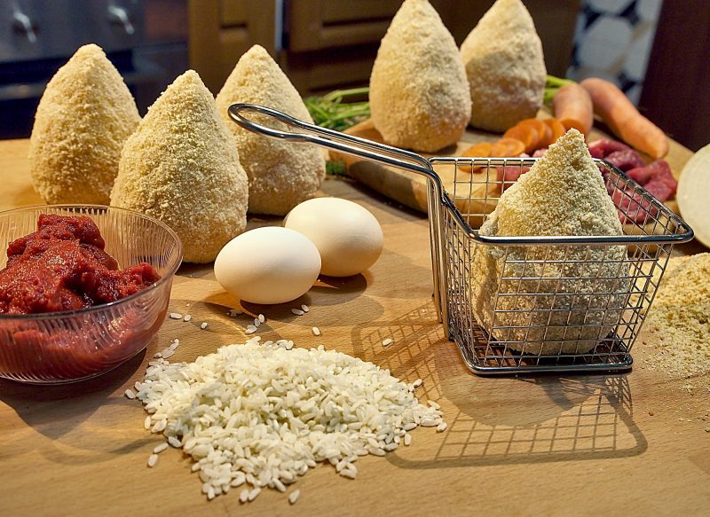 Lavorazione arancini