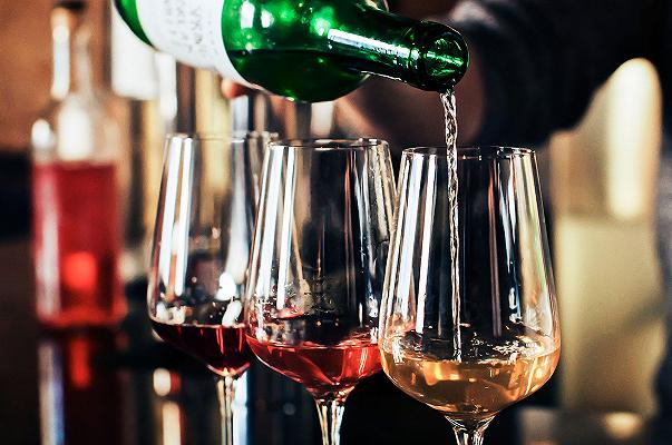 Comprare vino online: le nostre 10 enoteche preferite del 2016