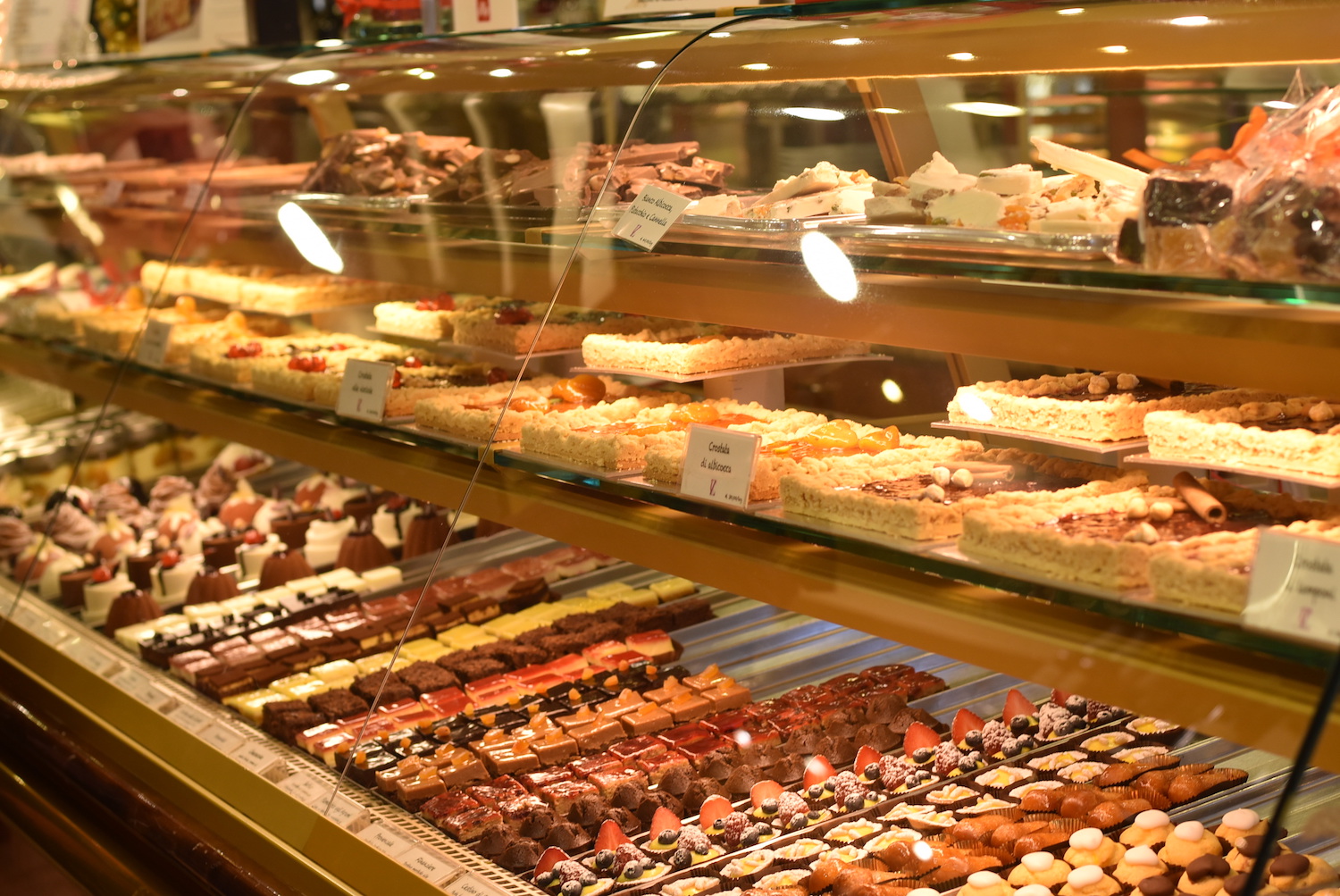 cristalli di zucchero; colazione a roma