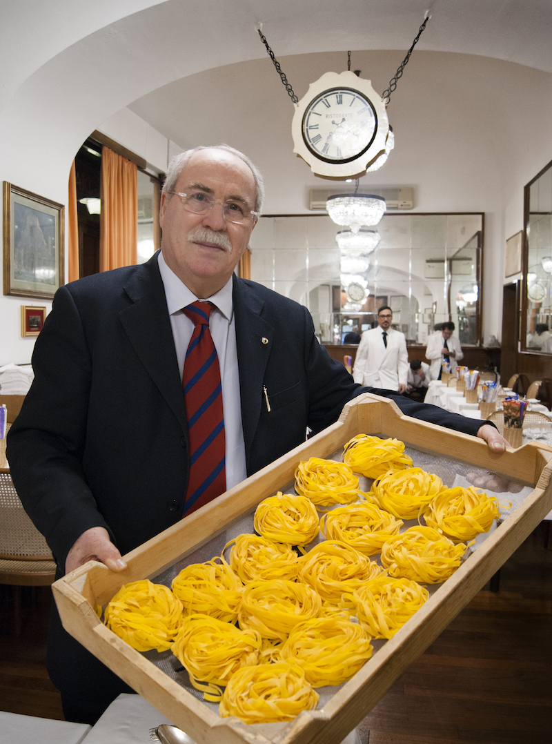 Le Trattorie Bologna Per Le Tagliatelle Al Ragù