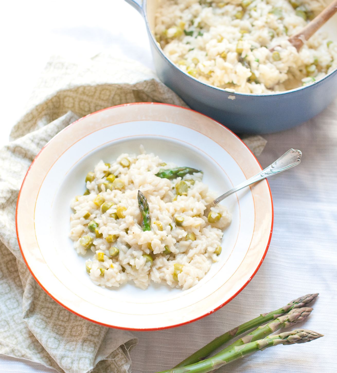 risotto agli asparagi in tavola