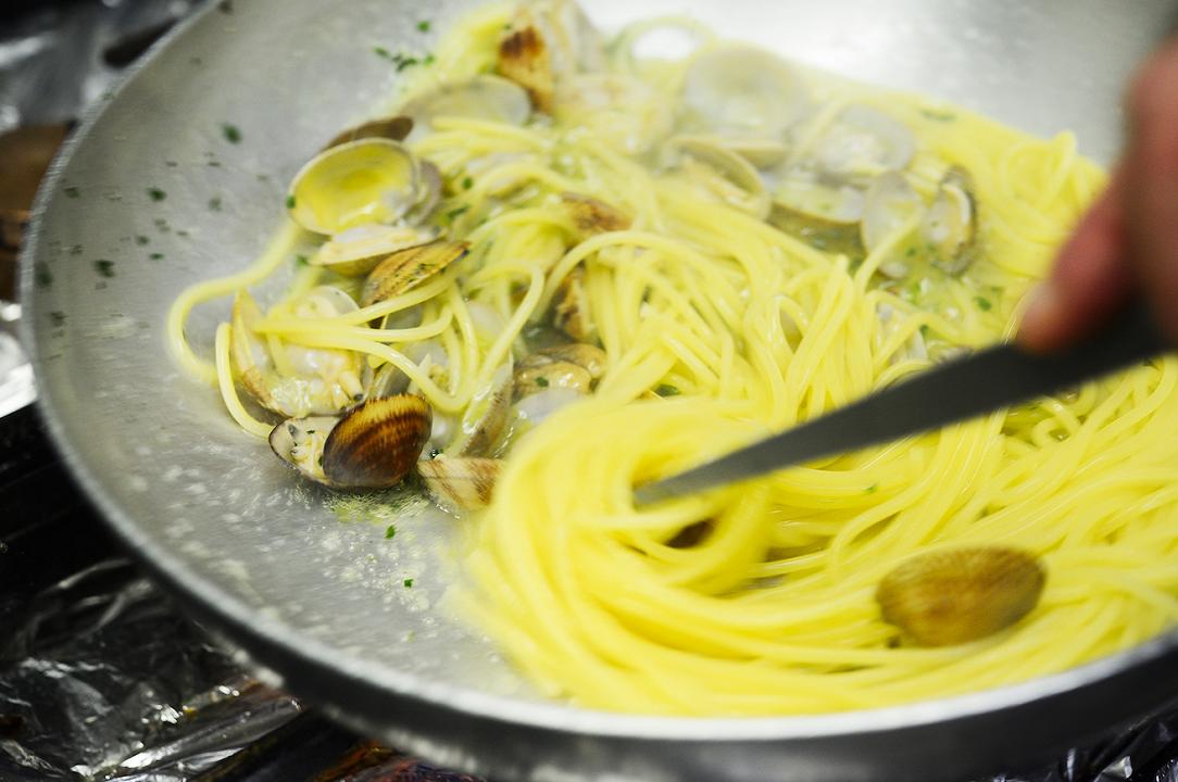 Il Buonappetito – La tirannia dello spaghetto con le vongole