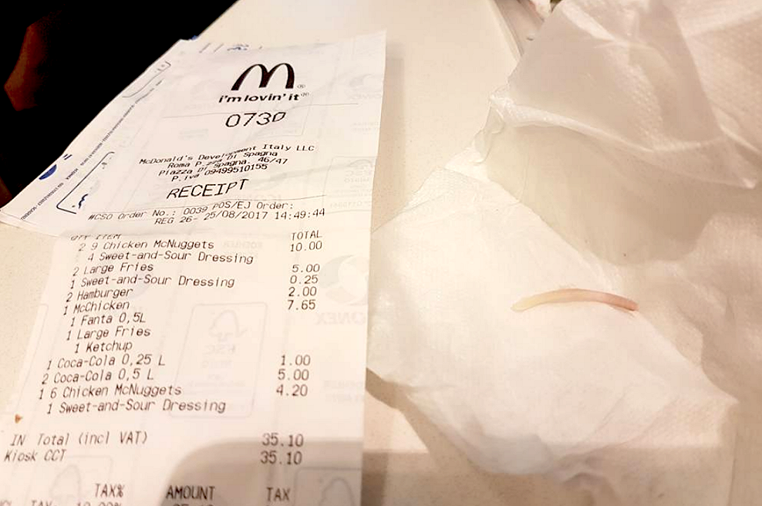 McDonald’s: osso di pollo da 3,5 cm nel panino di una bimba di 9 anni