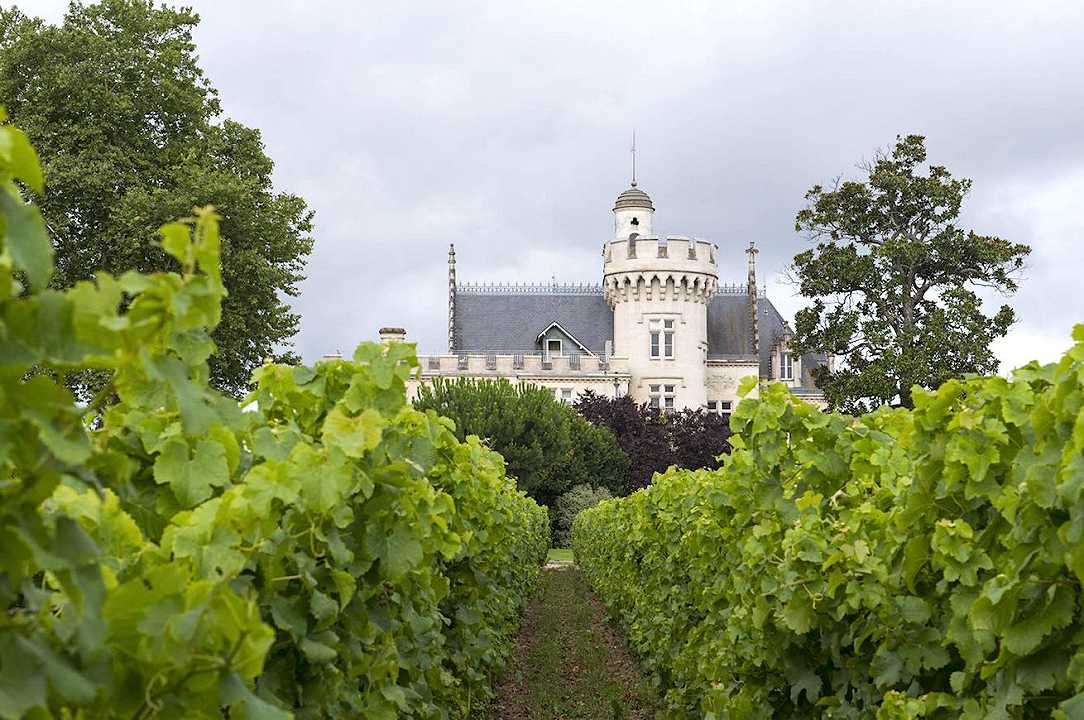 Quanto costa mangiare e dormire nei leggendari castelli di Bordeaux