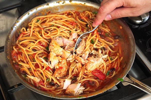 Spaghetti alla puttanesca, la storia e la ricetta