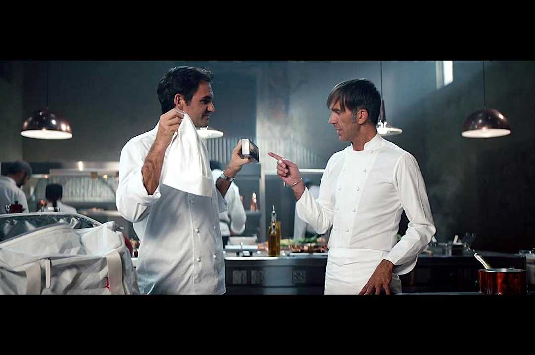 Gli spaghetti al pomodoro di Oldani e Federer: ci sono un italiano, uno svizzero e un sirtaki greco