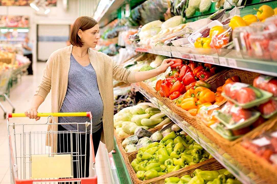 Seguire diete vegane o vegetariane in gravidanza è molto pericoloso