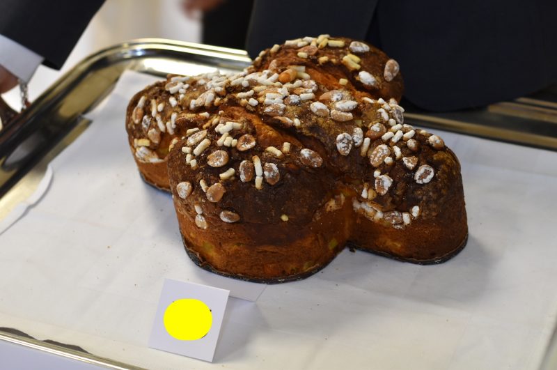 colomba di pasqua mennella torre del greco napoli