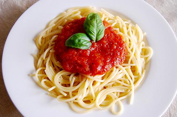 Il Buonappetito: quando mettevamo il sugo SOPRA gli spaghetti