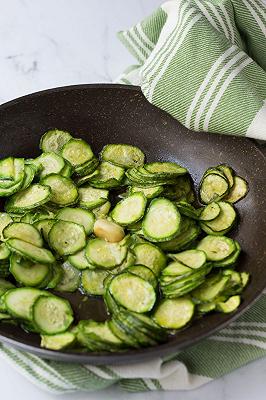 Torta salata alle zucchine: ricetta