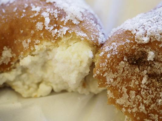 Colazione a Catania - Interno raviola fritta