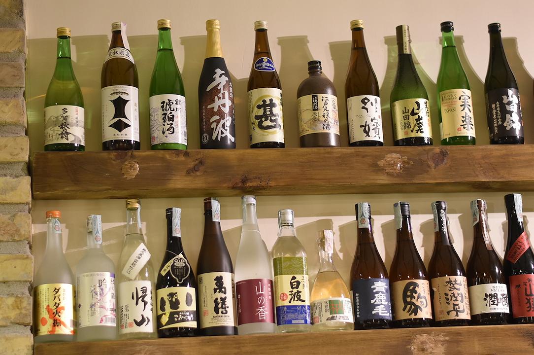 I primi bevitori di sake in Europa sono gli italiani, enfasi sui primi