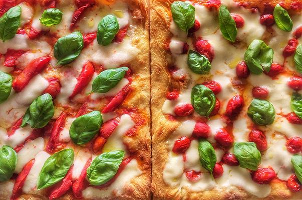 Pizza in teglia alla romana: 8 errori che facciamo spesso