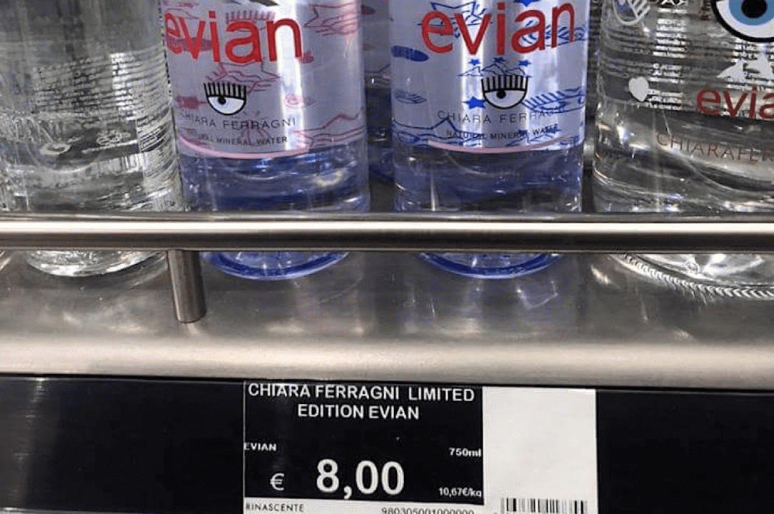 L’acqua Evian Chiara Ferragni da 75 centilitri costa 8 euro