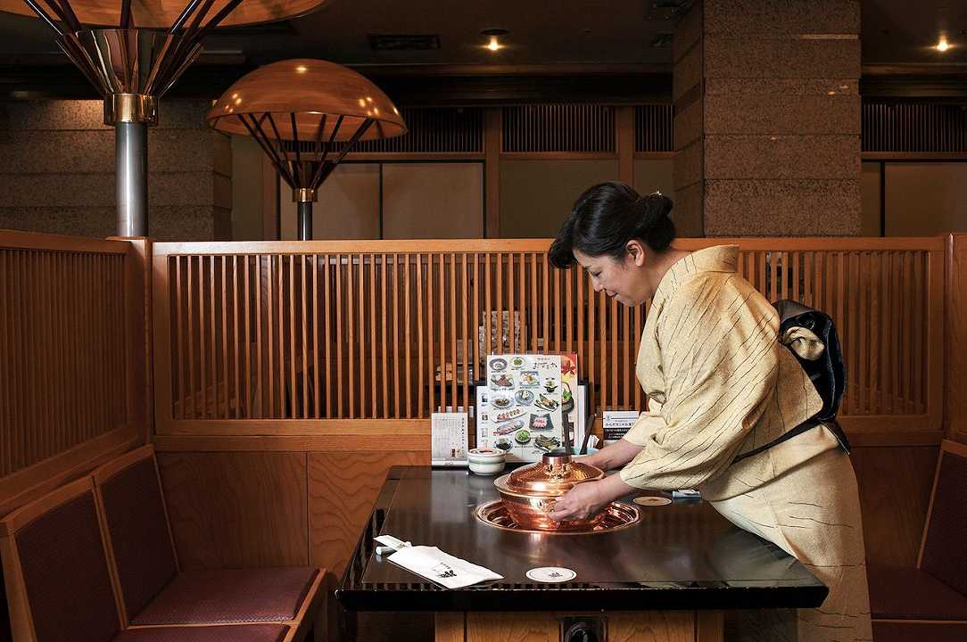 Pub per chi vuole bere da solo: succede in Giappone