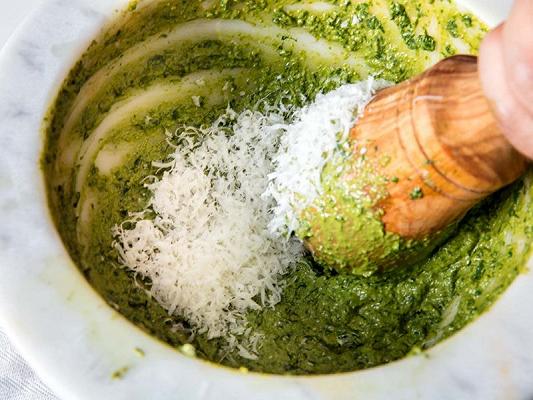 Pesto al mortaio: come farlo