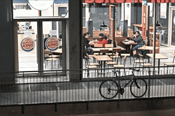 A Torino non vogliono Burger King e i fast food vicino all’università