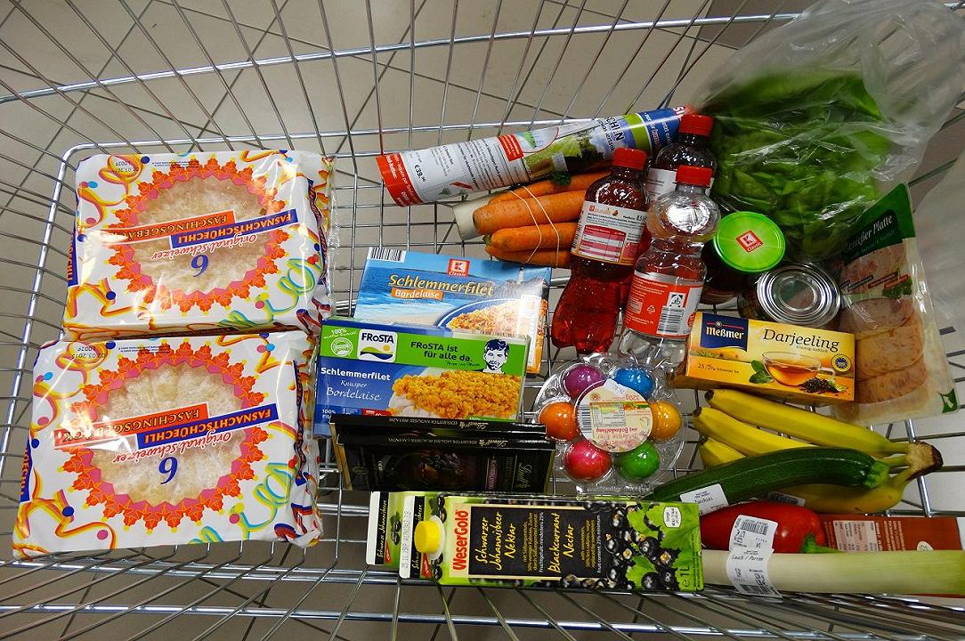 Spesa: dalla Lombardia va al supermercato di Tortona per non perdere i punti