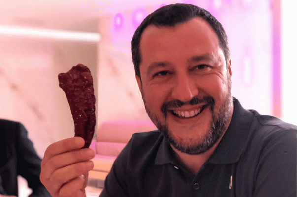 Matteo Salvini si è dato ai prodotti tipici italiani: cambio di strategia