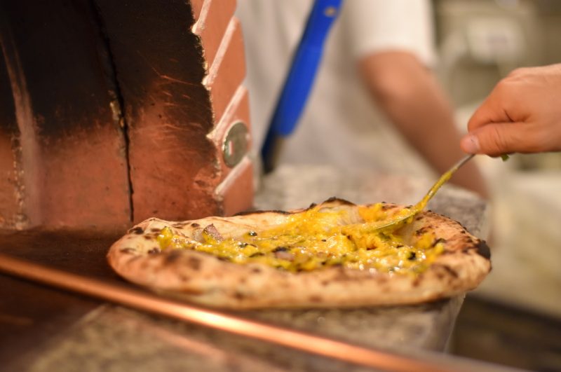 carbonara a roma; pizza carbonara; sbanco