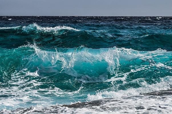 Acqua di mare: a Napoli arriva il pane nei supermercati