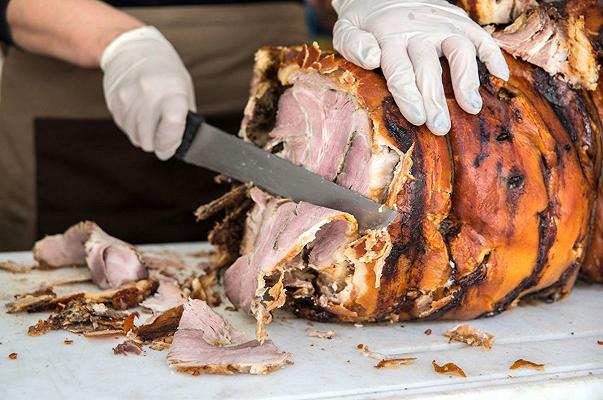 Come si mangia la porchetta?