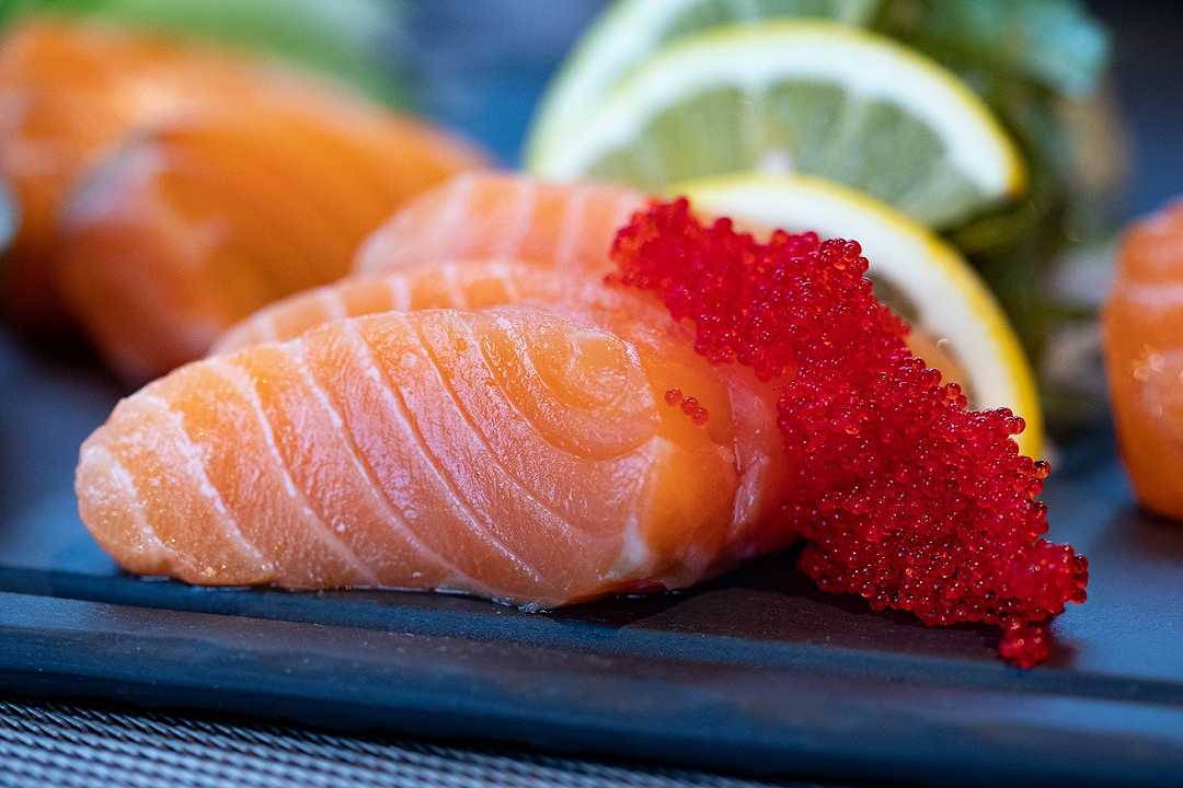 Sushi: è mania, il mercato del salmone in Italia vale 362 milioni