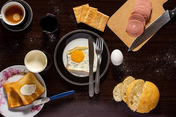 Uova a colazione, come mangiarle?