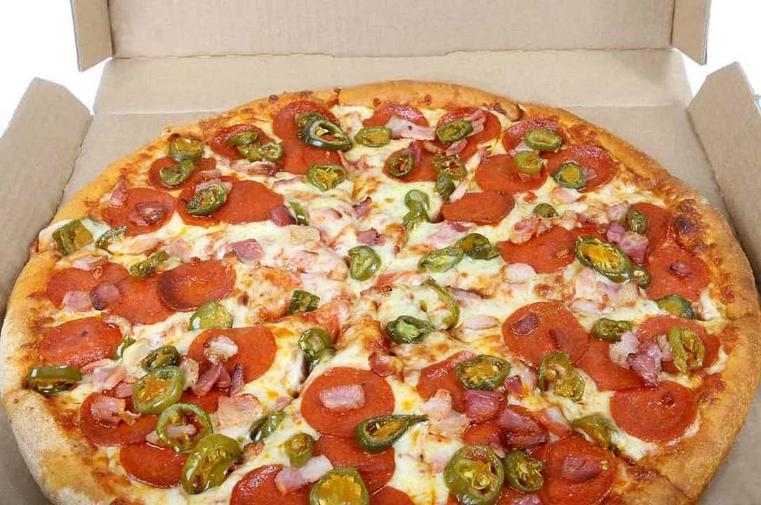 Cartoni per la pizza sequestrati: potenzialmente tossici