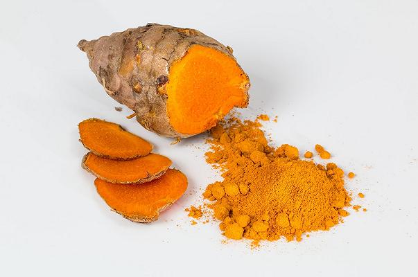 Curcuma in capsule Naturando richiamata per rischio chimico