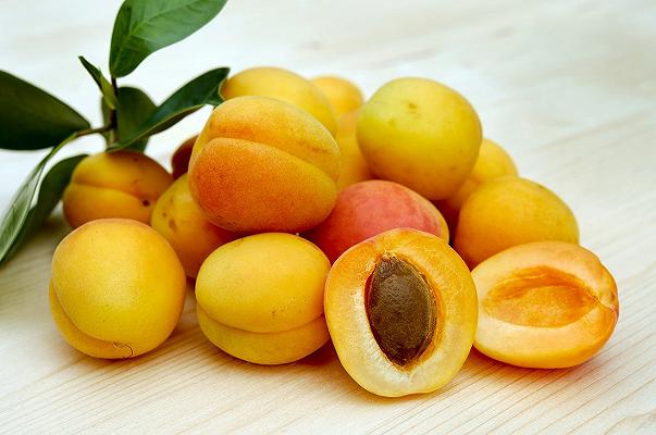 Frutta e verdura per l’abbronzatura: i 10 cibi amici della tintarella