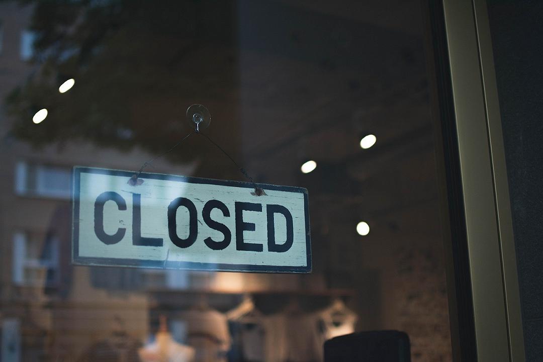 Cibo mal conservato e lavoro in nero: chiuso ristorante a Nervi