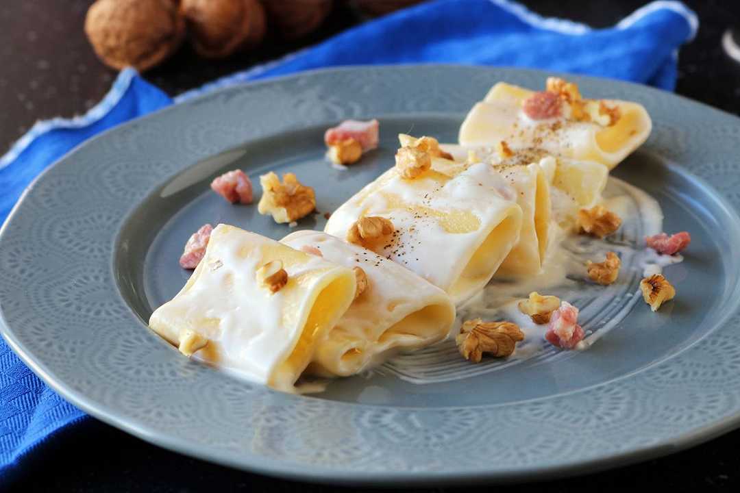 Paccheri con crema di stracchino