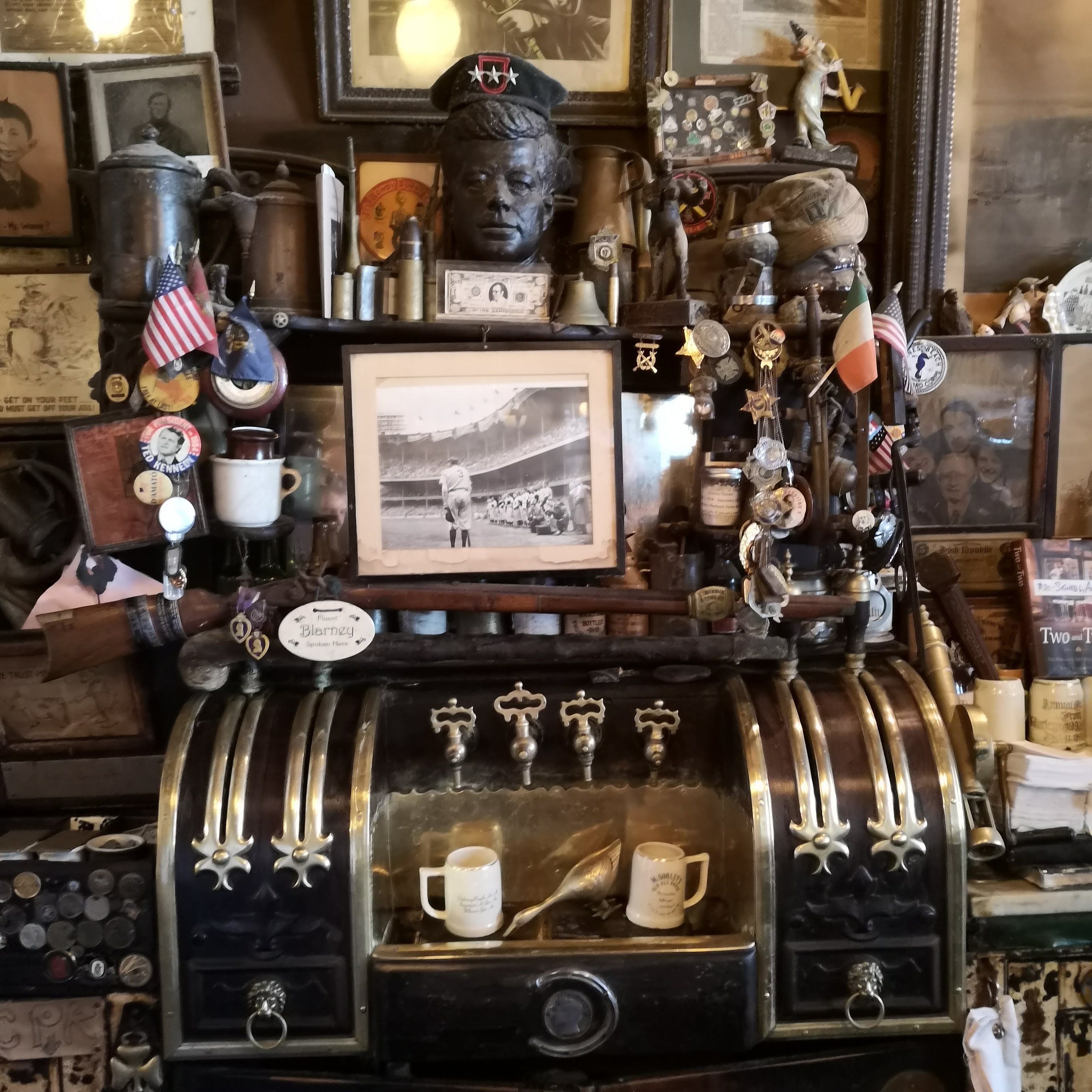 Birra_new_york_city__mc_sorleys_old_ale_house_dettagli
