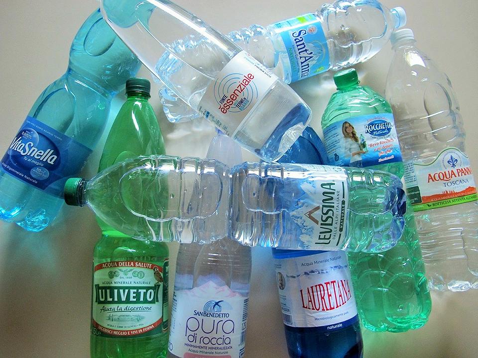 Etichette acqua Rocchetta labels water