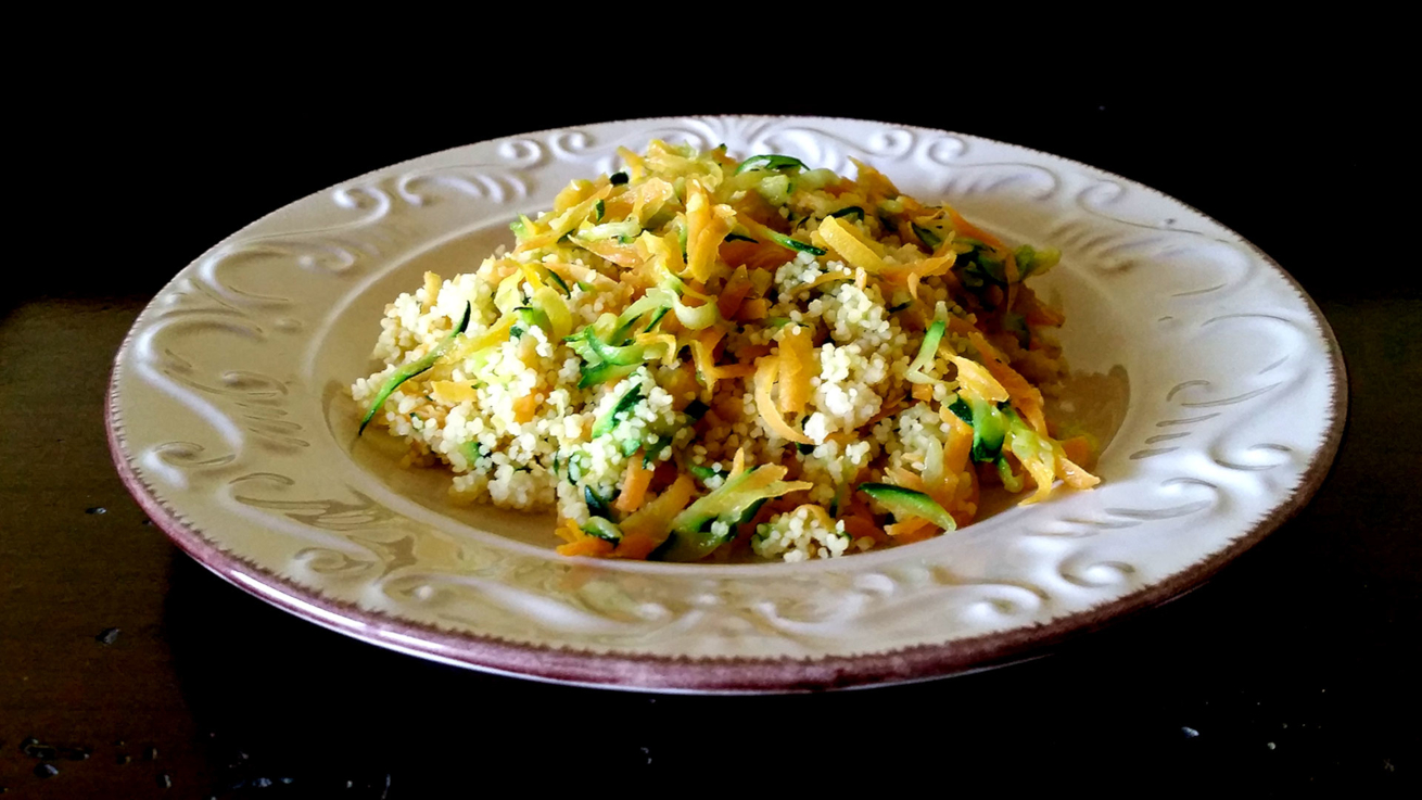 cous-cous-con-zucchine-e-carote-ricetta