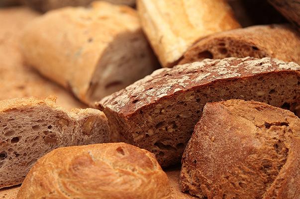 Perugia, pane del supermercato pieno di formiche: blitz dei nas