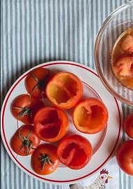 Preparazione pomodori