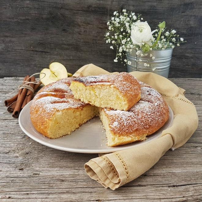 torta-di-mele-in-padella-fetta