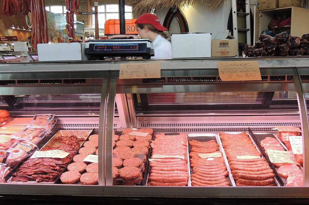 Brancaleone: sequestrati 143 kg di carne in una macelleria per mancata tracciabilità