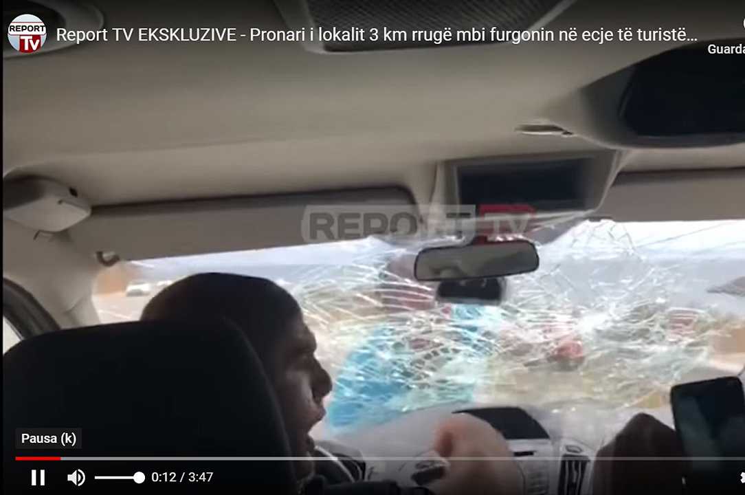 Albania: ristoratore infuriato insegue e prende a pugni la macchina dei clienti