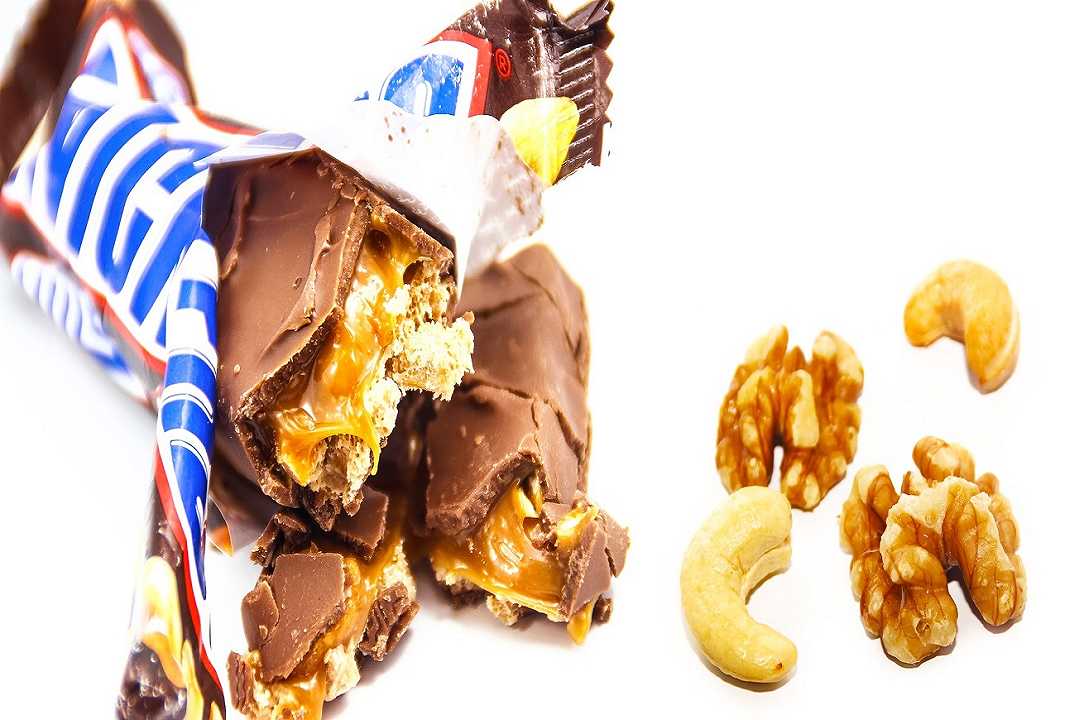 Snickers: 1 milione di barrette in regalo se verrà spostata la data di Halloween