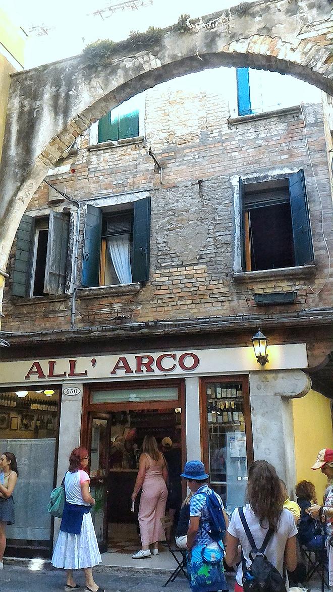 All'arco