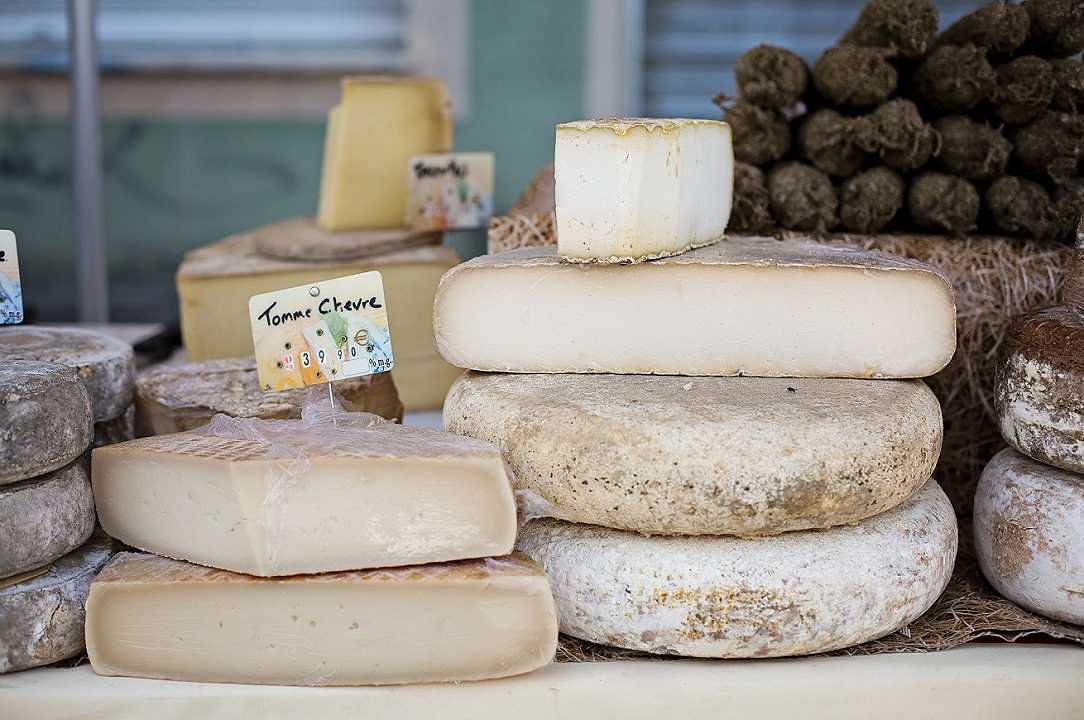Dazi USA: nel mirino anche falsi formaggi italiani Made in China