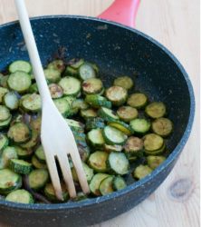 zucchine cotte in padella