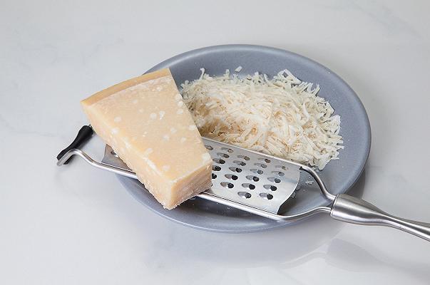 Dazi USA: Parmigiano Reggiano e Grana Padano segnano il +220% di vendite