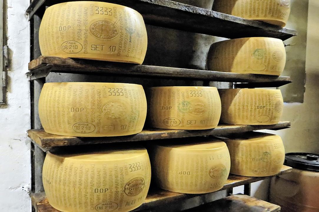 Dazi USA: i commercianti americani stanno facendo scorta di formaggi italiani